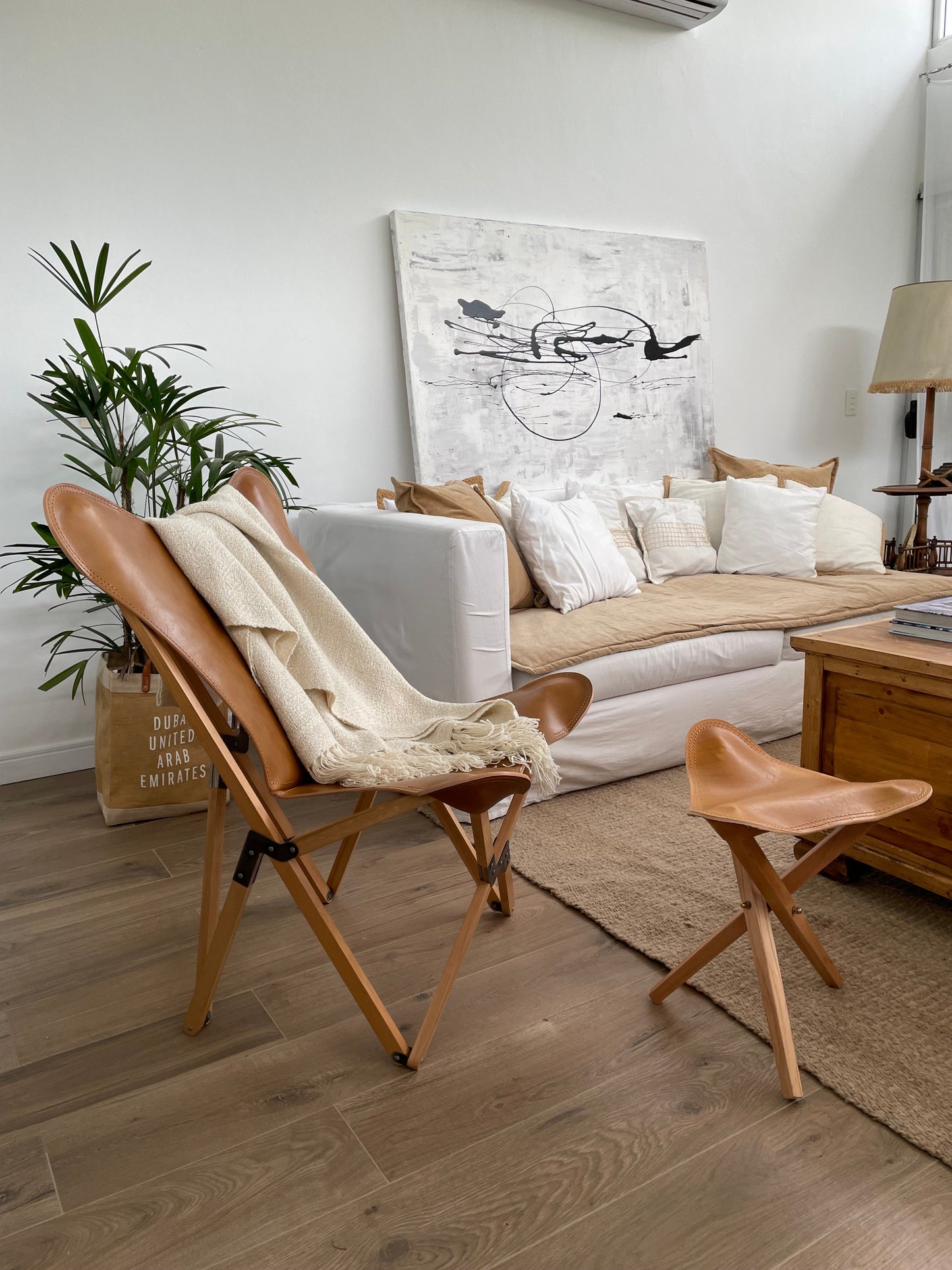 Tripolina Leather Chair