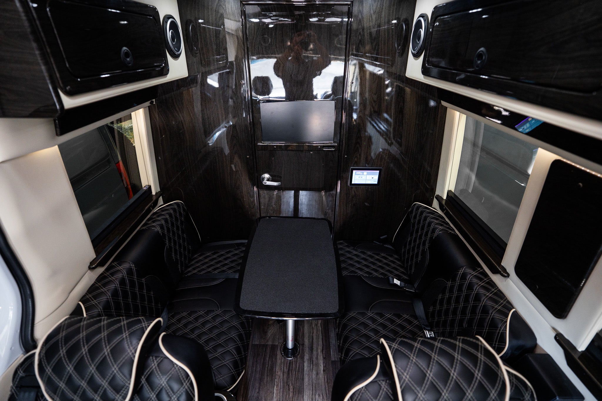 Midwest Automotive Designs LUXE Cruiser