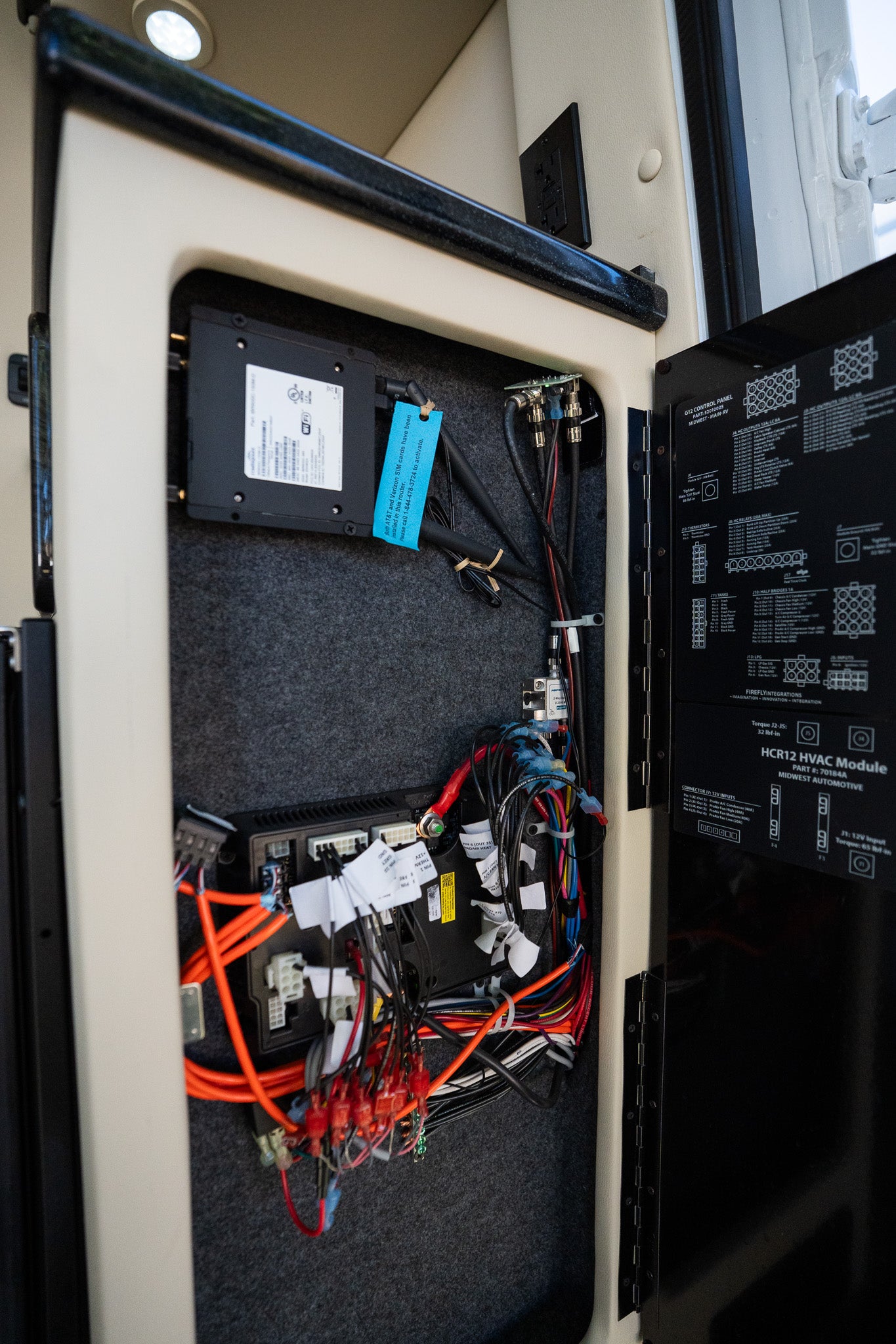 Midwest Automotive Designs LUXE Cruiser