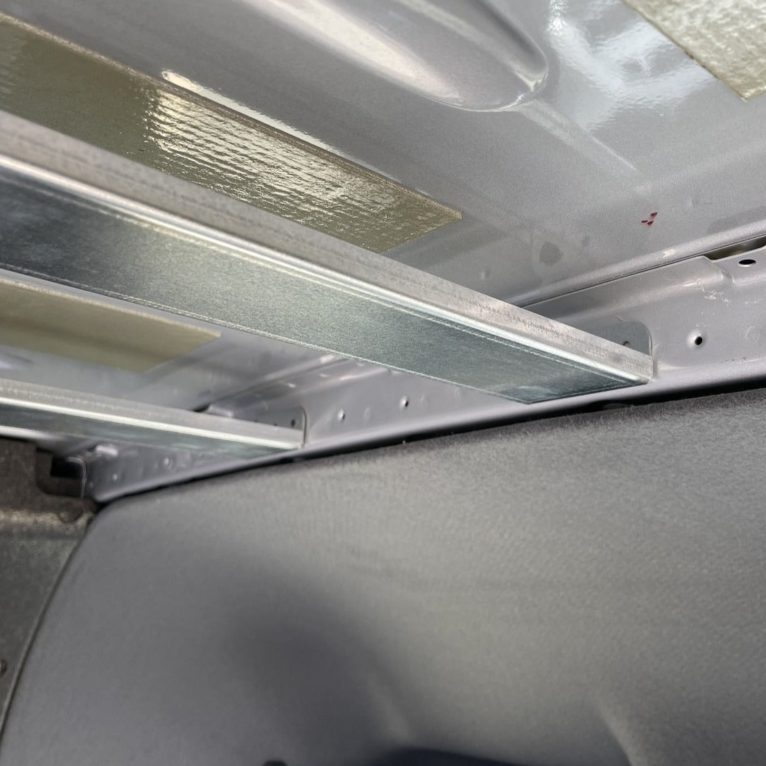 07+ Sprinter Van 144 - Ceiling Brace Kit