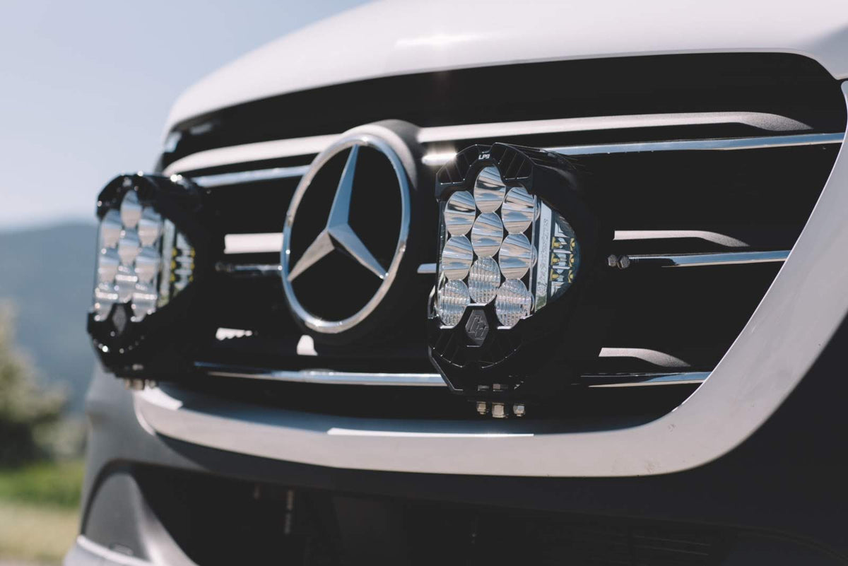Mercedes Sprinter Floating Light Mount