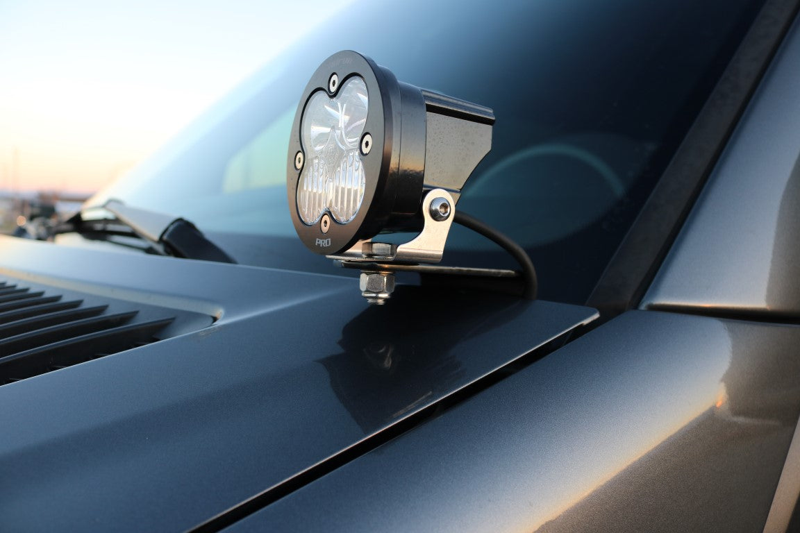 Sprinter Hoodline Light Mount