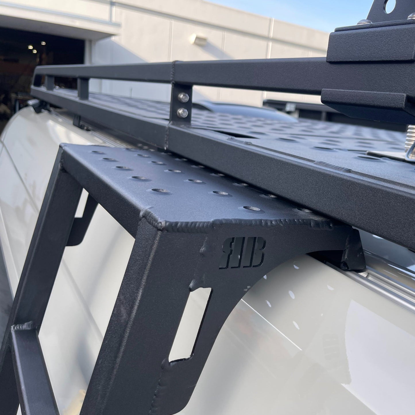 07+ Sprinter Van Side Ladder Fender Fit