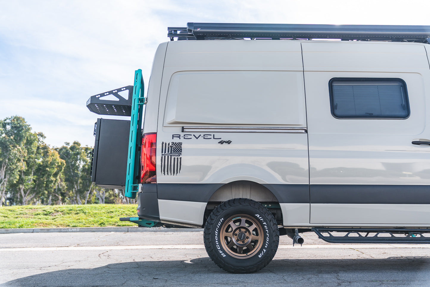 2022 Winnebago Revel Mercedes-Benz 144wb