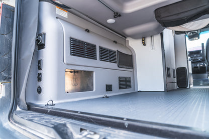 2022 Winnebago Revel Mercedes-Benz 144wb