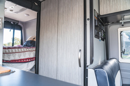 2022 Winnebago Revel Mercedes-Benz 144wb