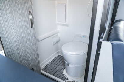 2022 Winnebago Revel Mercedes-Benz 144wb