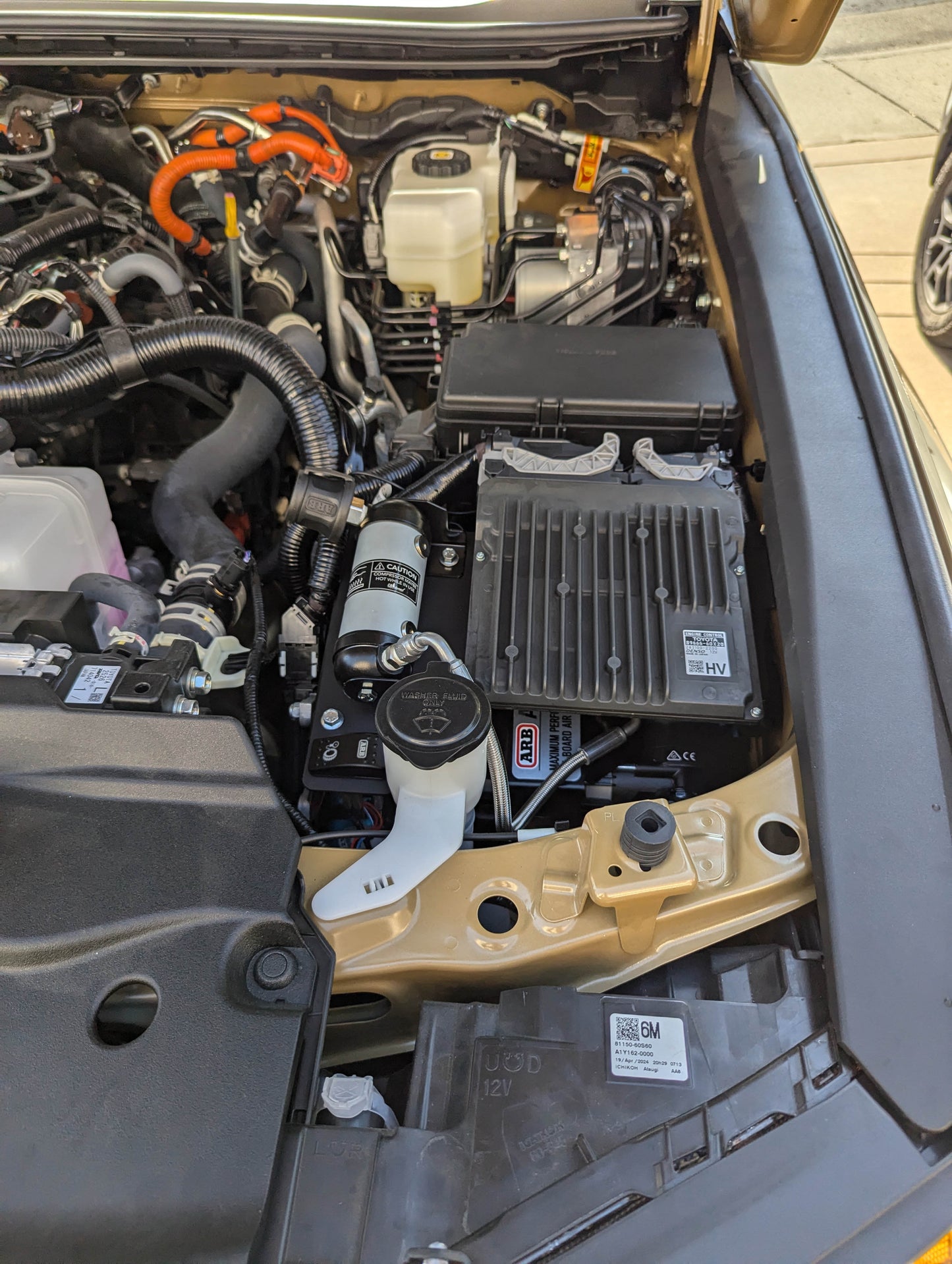 CAtuned Off-Road ARB Twin Air Compressor with Mount for Toyota Tacoma