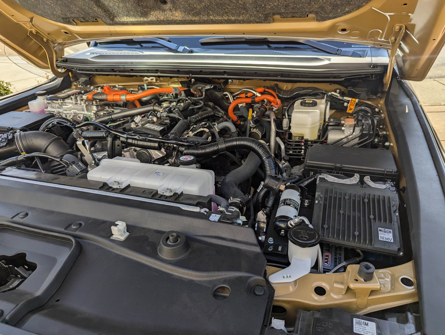 CAtuned Off-Road ARB Twin Air Compressor with Mount for Toyota Tacoma