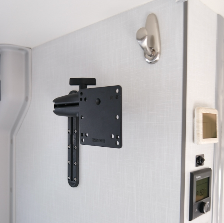 Ram TV Mount Kit