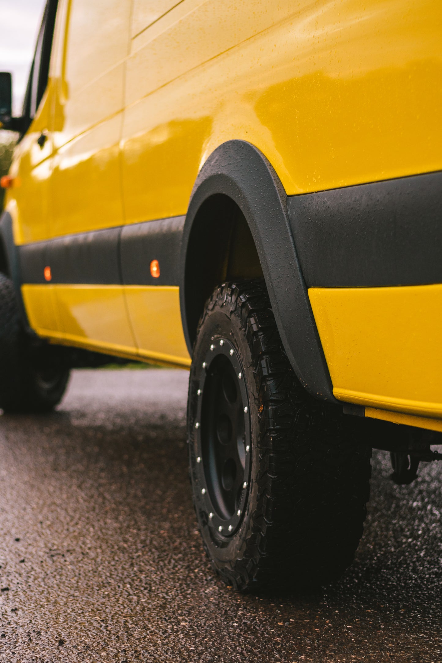 Wheel Arch Extensions Ð MB Sprinter 170"