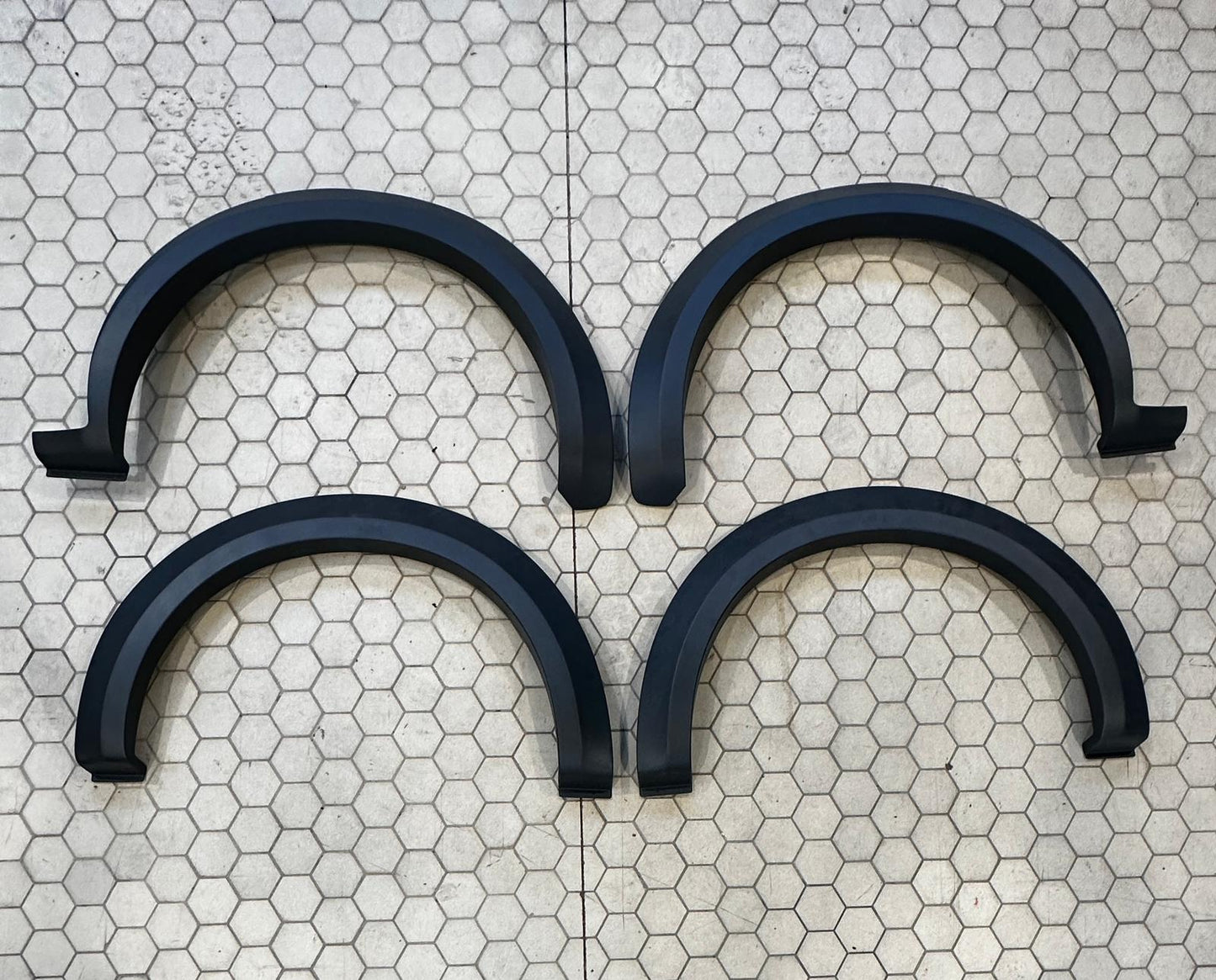 Wheel Arch Extensions Ð MB Sprinter 144"