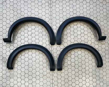 Wheel Arch Extensions Ð MB Sprinter 144"