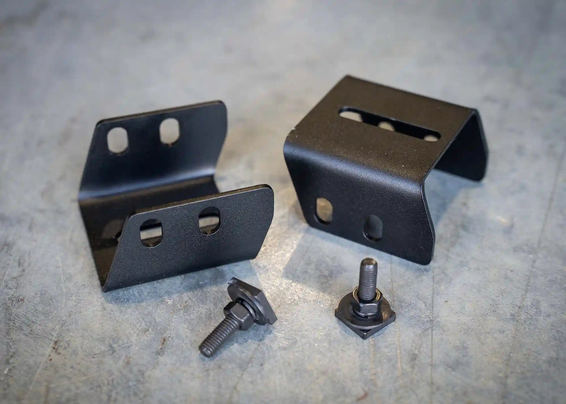 Bed Rack Mounts for Retractable Bed Covers.
