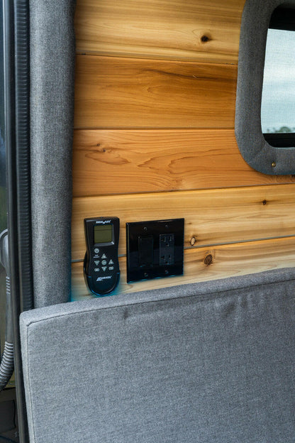 ROGUE PALISADE - 144WB  2 Passenger.