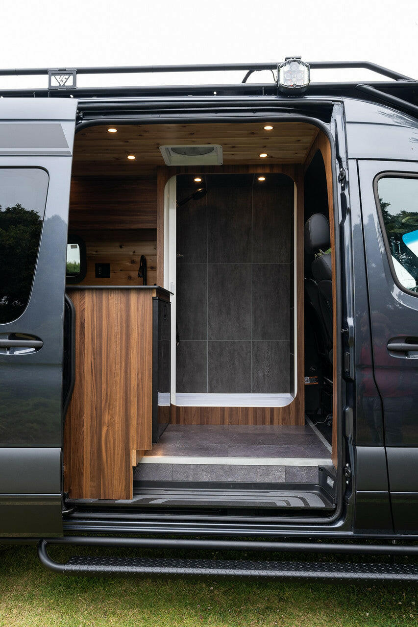 ROGUE PALISADE - 144WB  2 Passenger.