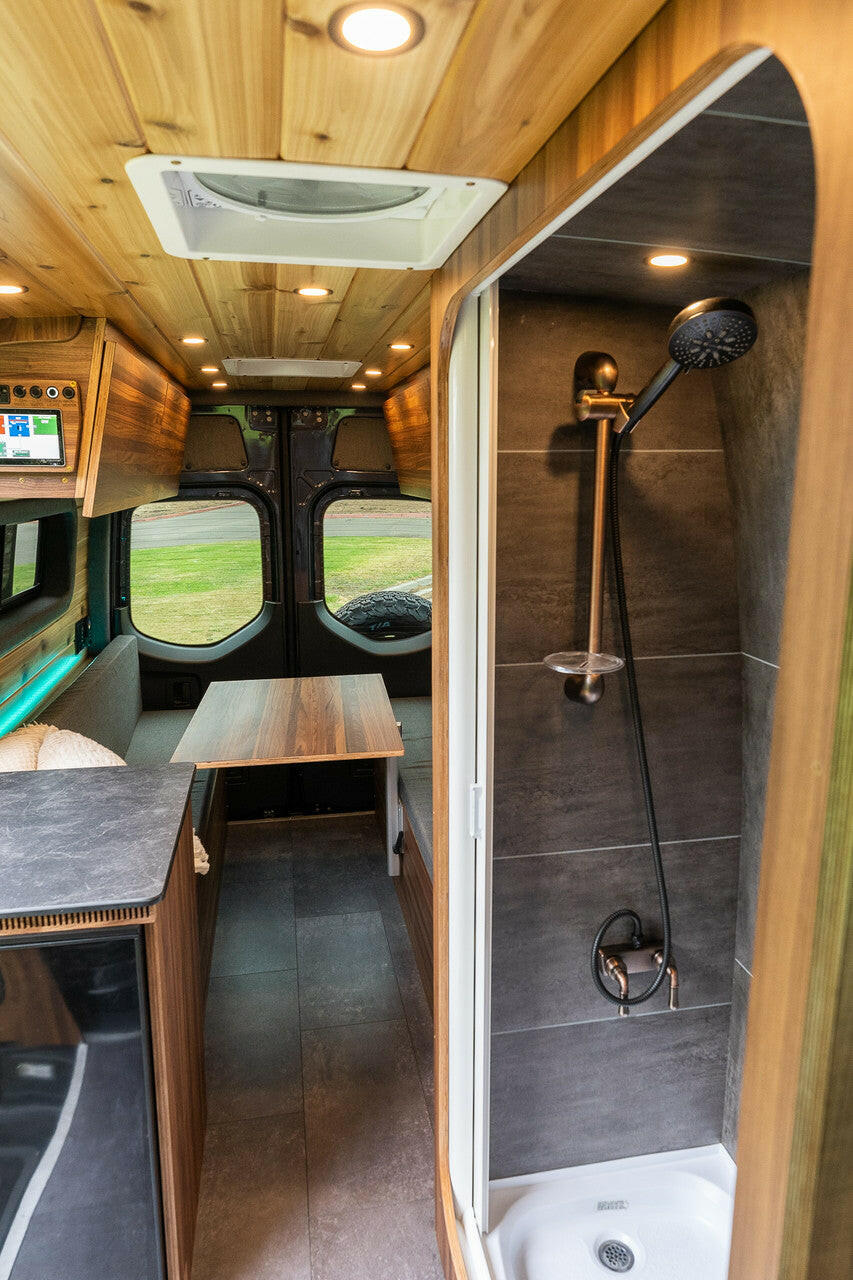 ROGUE PALISADE - 144WB  2 Passenger.