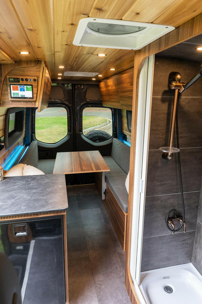 ROGUE PALISADE - 144WB  2 Passenger