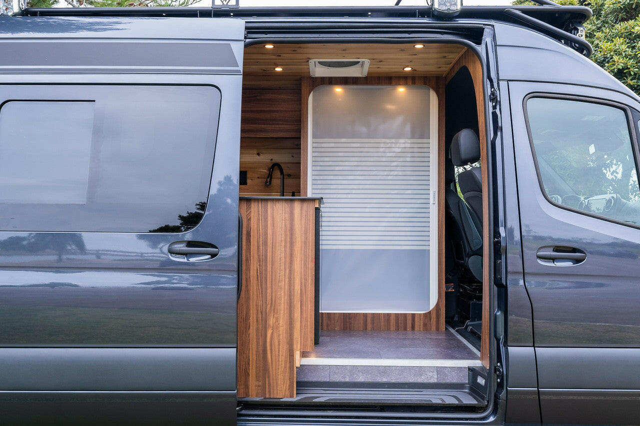 ROGUE PALISADE - 144WB  2 Passenger.