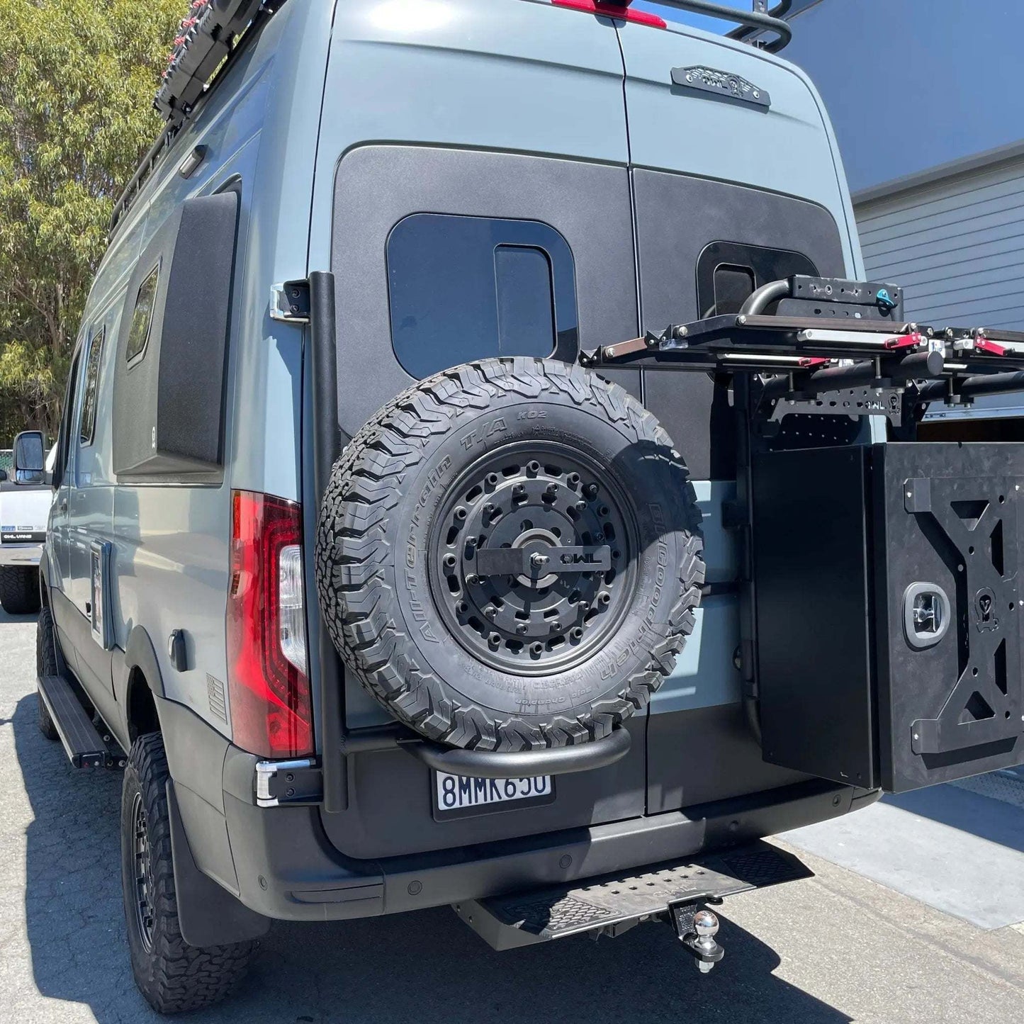 Expedition Rear-Mounted Aluminum Tire Carrier for 2019+ Sprinter Vans