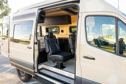 ROGUE Voyager - 144WB  4 Passenger.