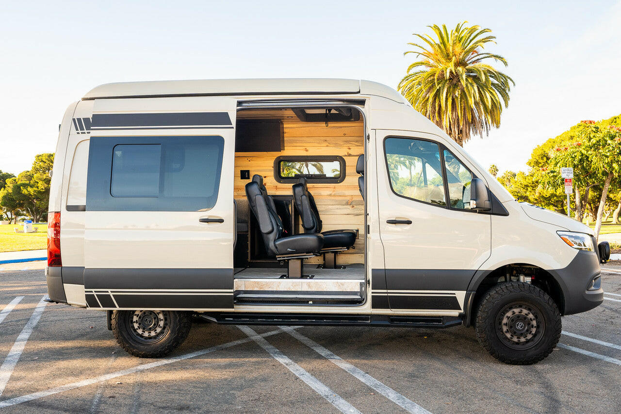 ROGUE Voyager - 144WB  4 Passenger.