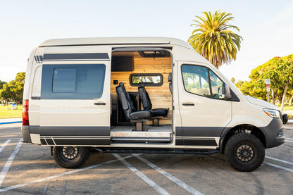 ROGUE Voyager - 144WB  4 Passenger.