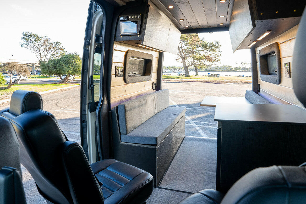 ROGUE Voyager - 144WB  4 Passenger