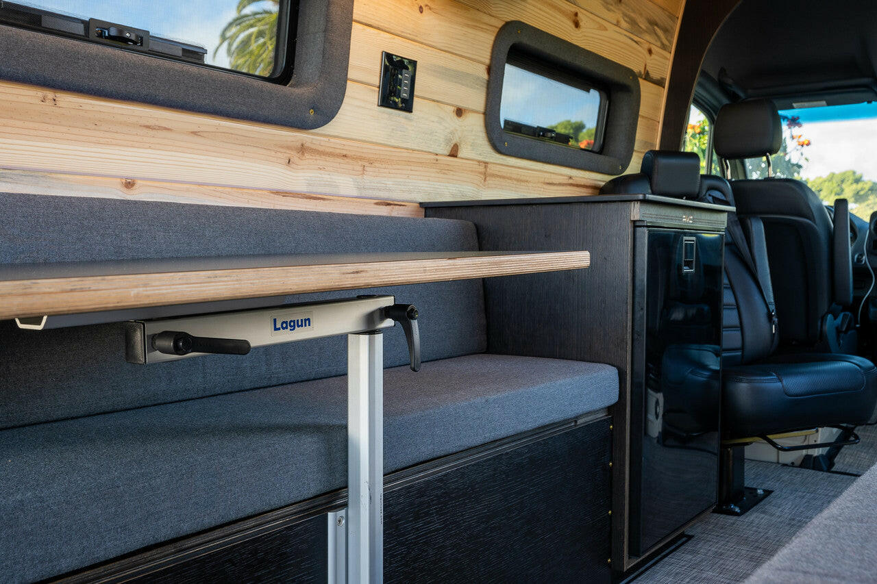 ROGUE Voyager - 144WB  4 Passenger