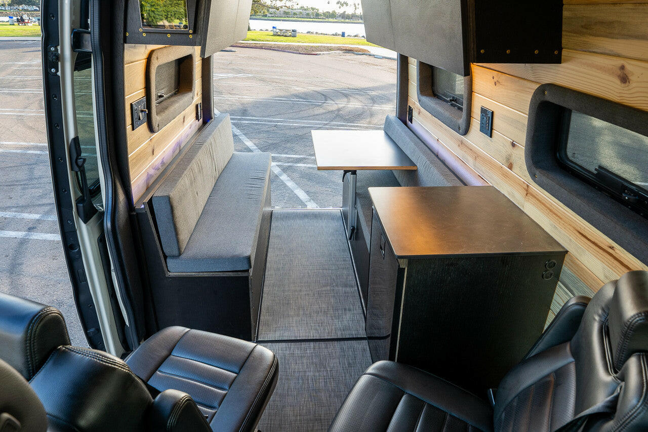 ROGUE Voyager - 144WB  4 Passenger