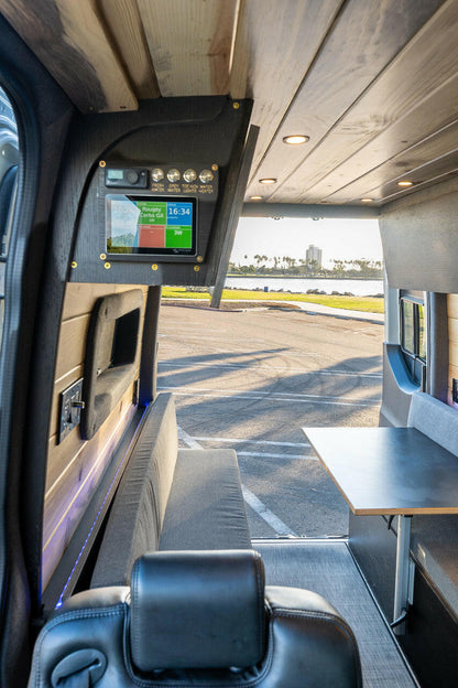 ROGUE Voyager - 144WB  4 Passenger