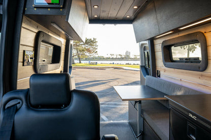 ROGUE Voyager - 144WB  4 Passenger.