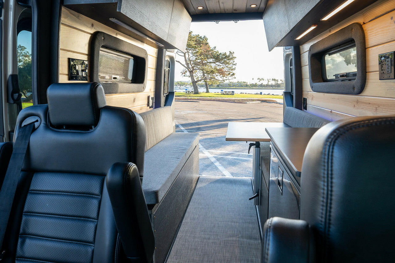 ROGUE Voyager - 144WB  4 Passenger