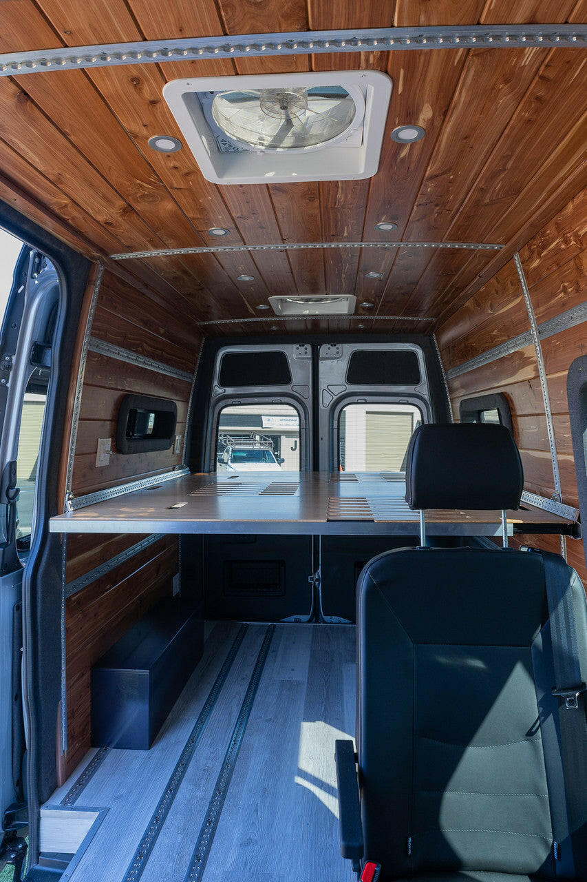 ROGUE EXPEDITION - 144WB  3 Passenger