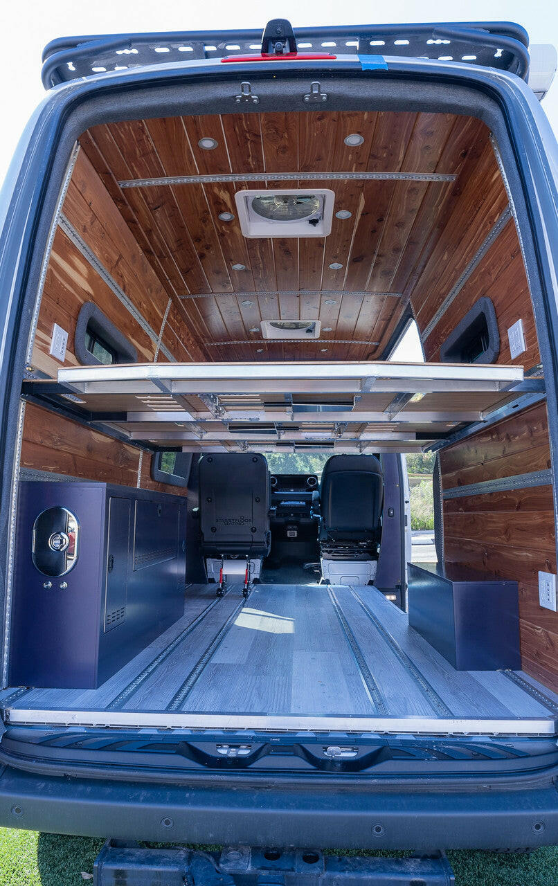 ROGUE EXPEDITION - 144WB  3 Passenger