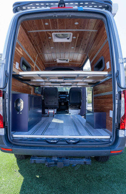 ROGUE EXPEDITION - 144WB  3 Passenger