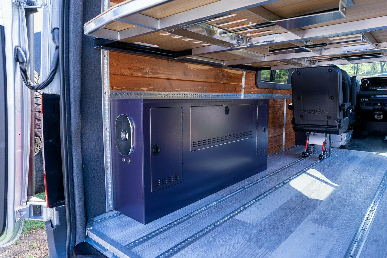 ROGUE EXPEDITION - 144WB  3 Passenger