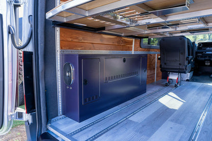 ROGUE EXPEDITION - 144WB  3 Passenger