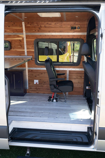 ROGUE EXPEDITION - 144WB  3 Passenger.