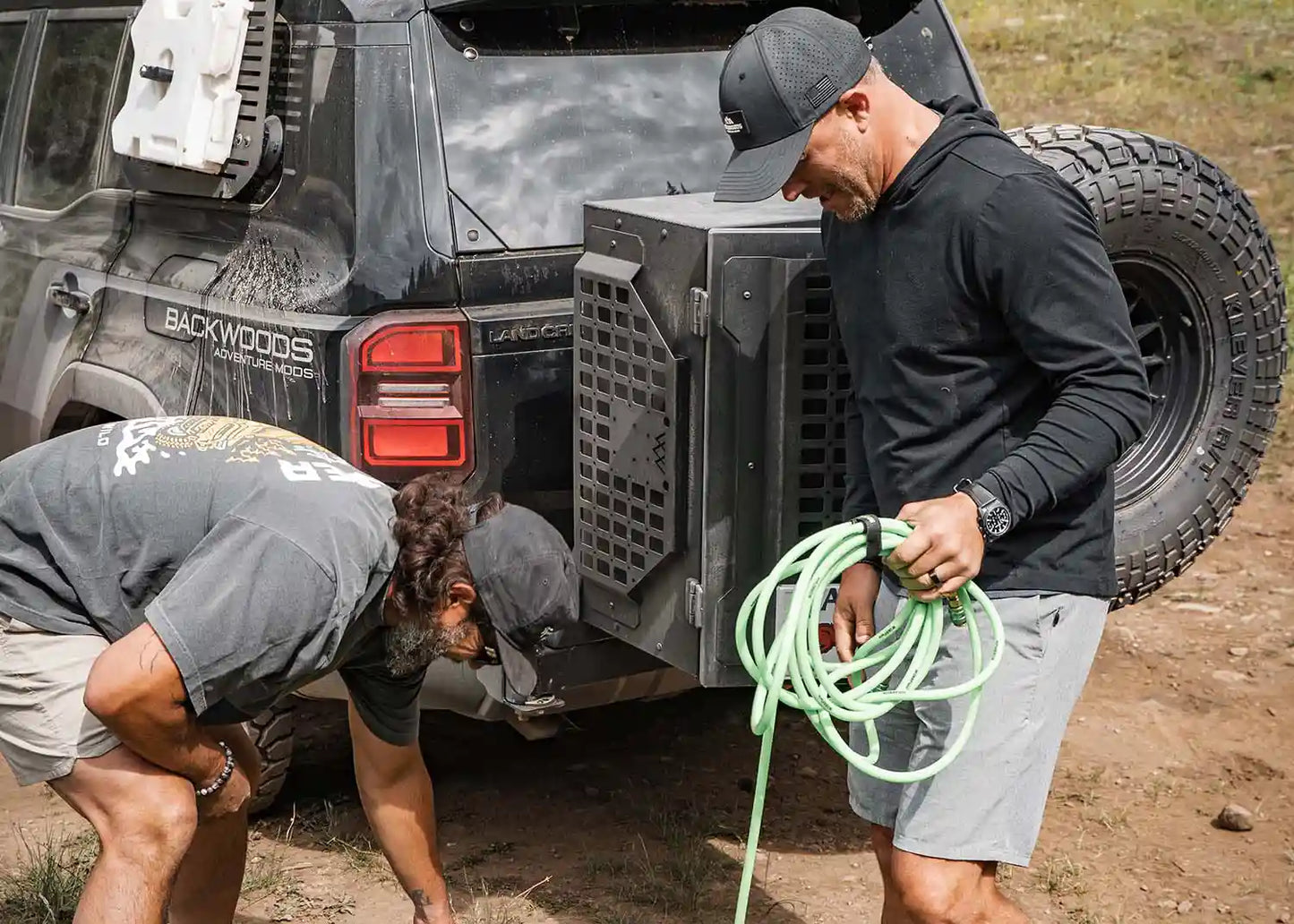 Universal Overland Storage Box (19x28x15)