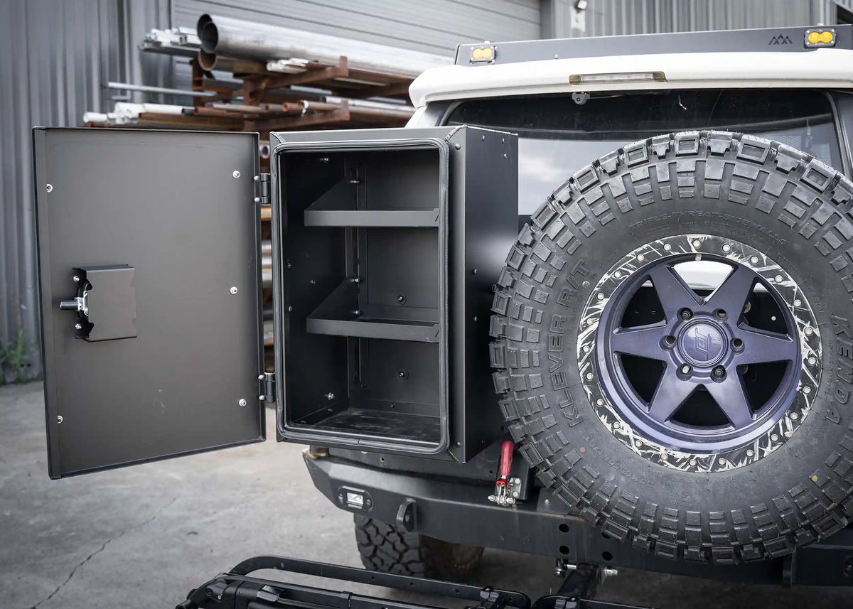 Overlander Box Universal Overland Storage Box (19x28x15) – Rogue Vehicle Co.