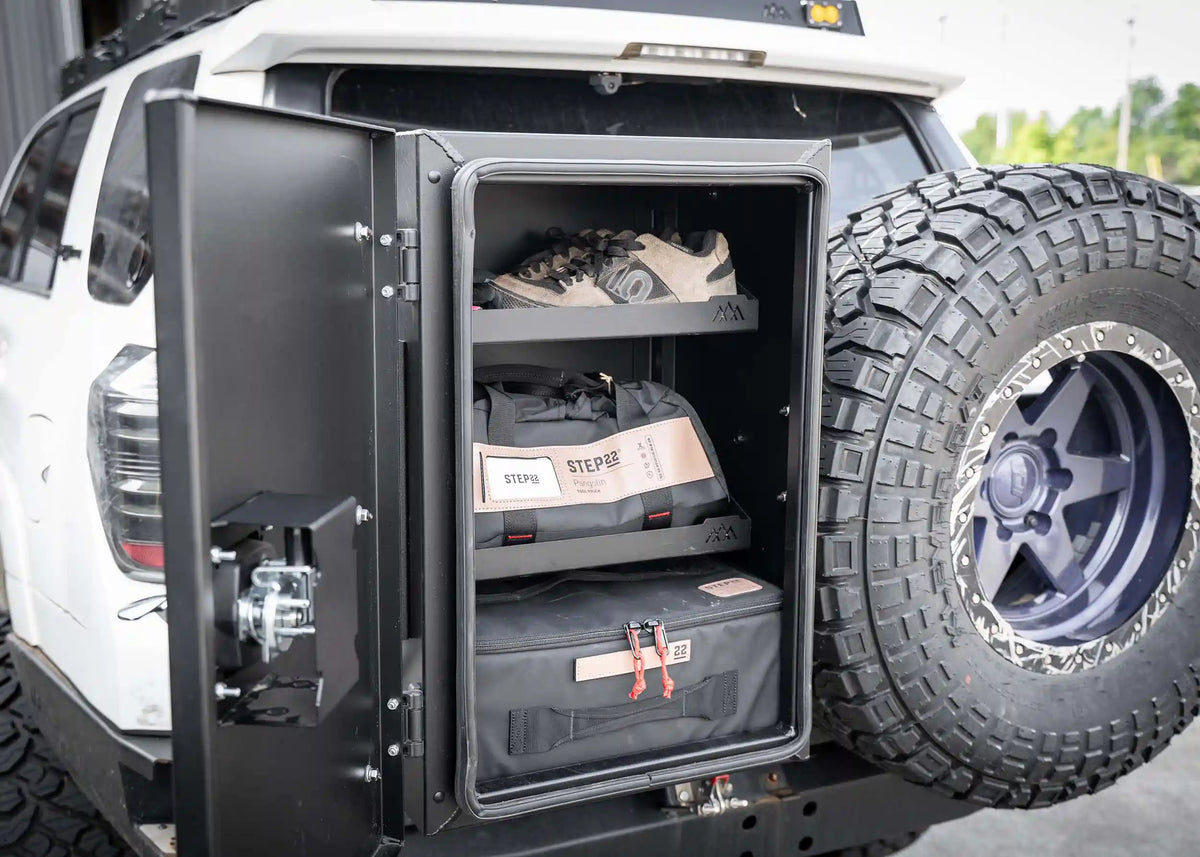 Overlander Box Universal Overland Storage Box (19x28x15) – Rogue Vehicle Co.